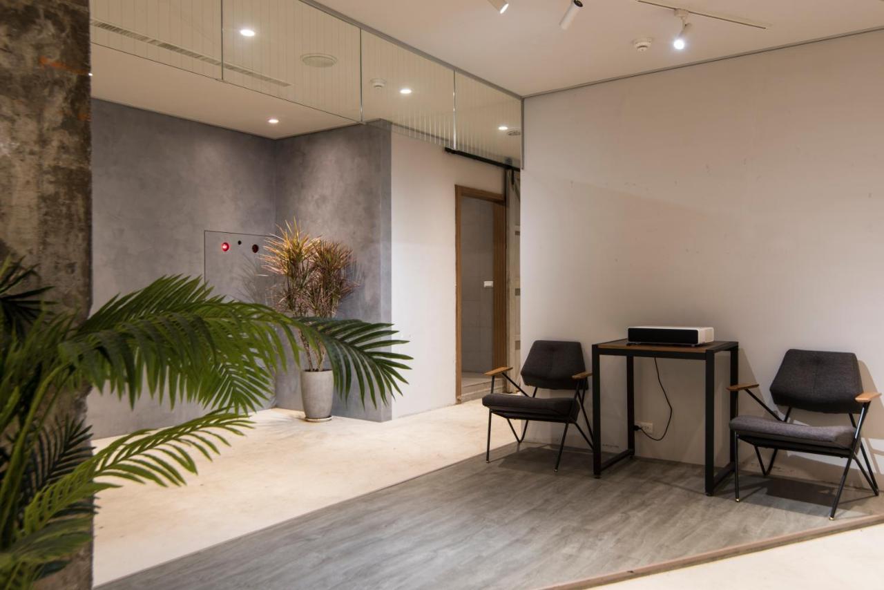 Sparrow Hotel Taichung Exterior photo