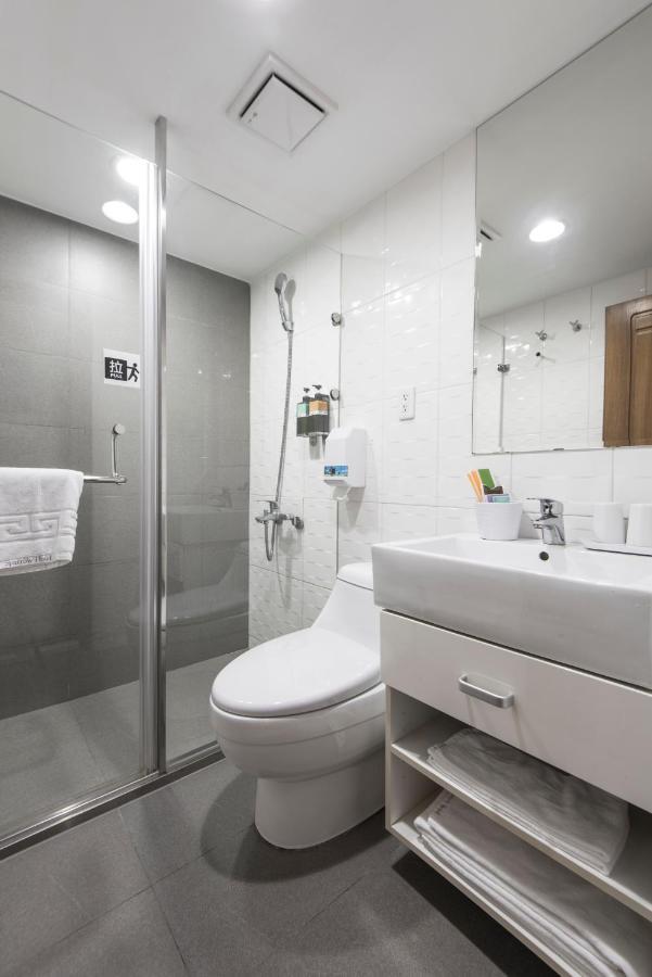 Sparrow Hotel Taichung Exterior photo